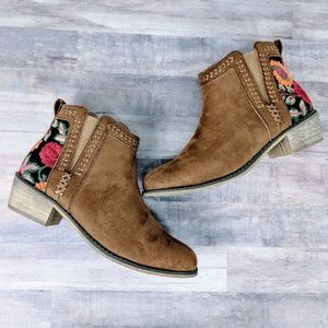 Embroidered faux suede ankle boots